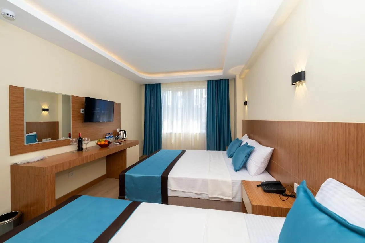 ***  Diamond Luxury Hotel アンタルヤ トルコ