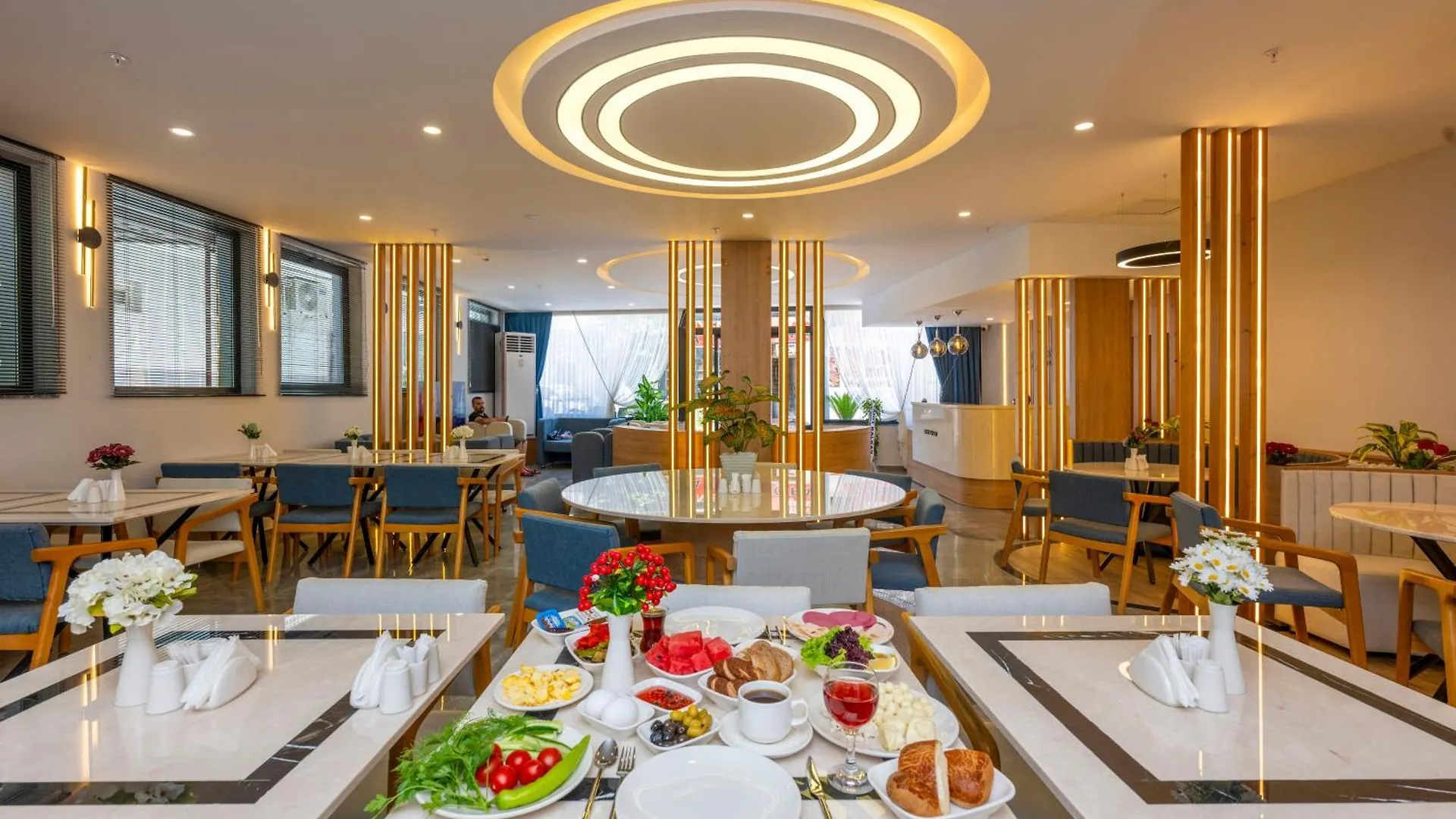 Diamond Luxury Hotel アンタルヤ 3*,